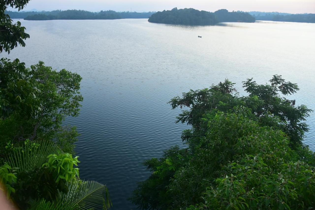 Villa Araliya Hikkaduwa Bagian luar foto