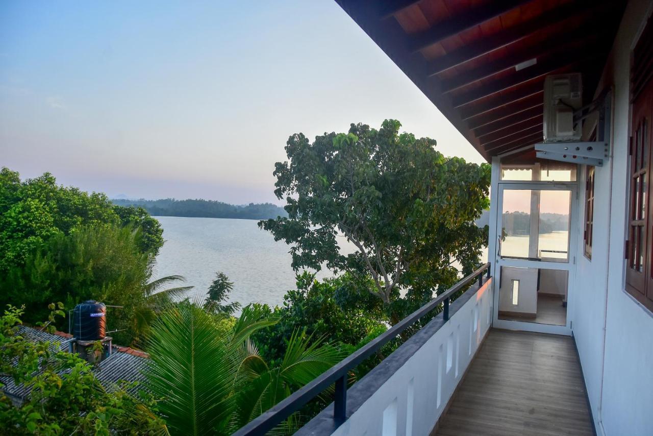 Villa Araliya Hikkaduwa Bagian luar foto