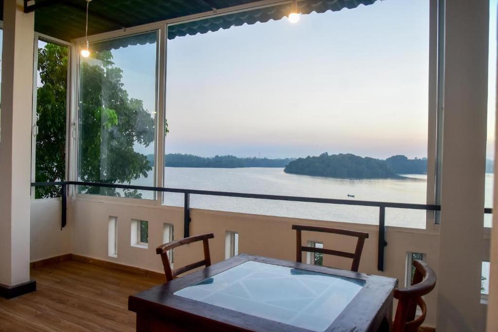 Villa Araliya Hikkaduwa Bagian luar foto