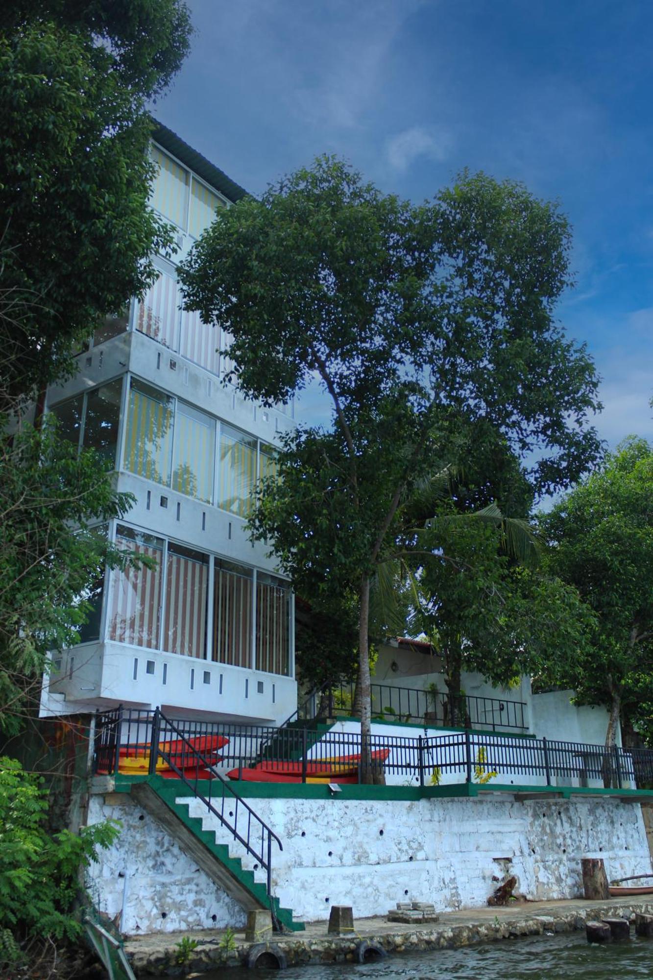 Villa Araliya Hikkaduwa Bagian luar foto
